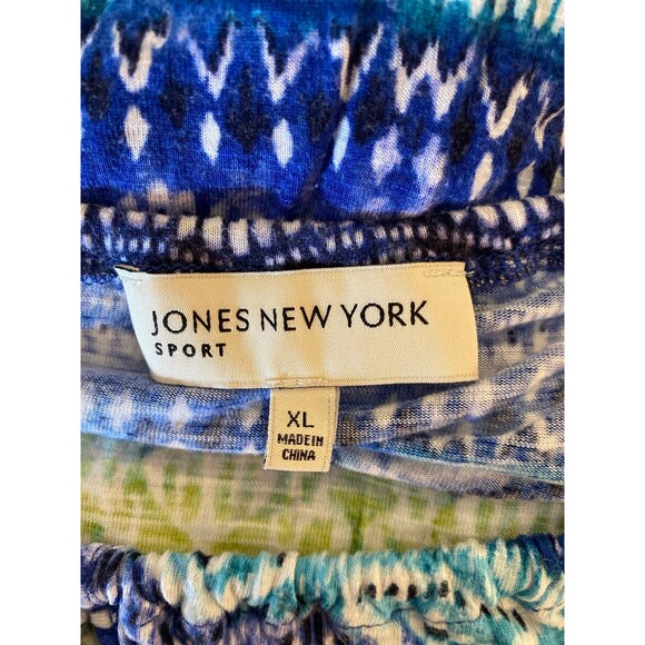 Jones New York Blouse Size XL Top Elastic Rounded Neckline Blues Green Design - Picture 6 of 9
